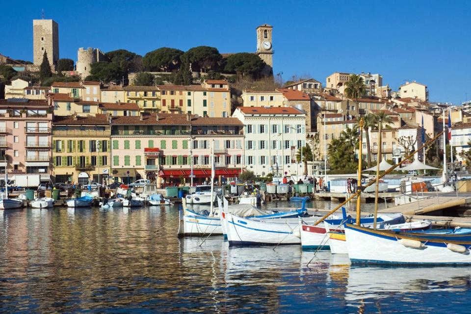Ferretti 36 ' Bateau A Quai Vieux-Port Cannes Festival La Croisette Exterior foto
